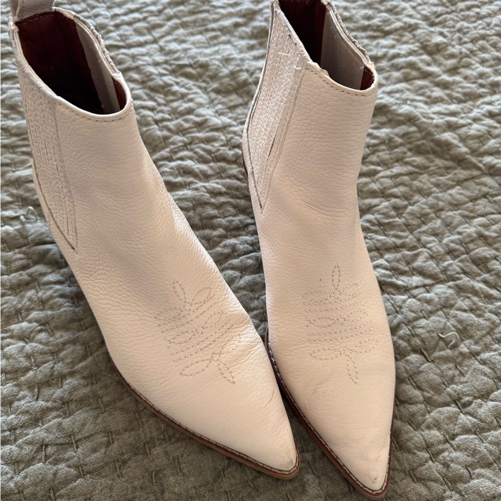 Coach Elegant Cream Ankle Boots